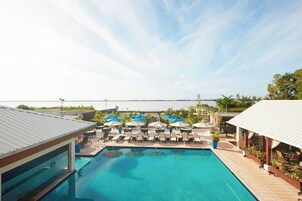 In-room safe, desk, blackout drapes, iron/ironing board