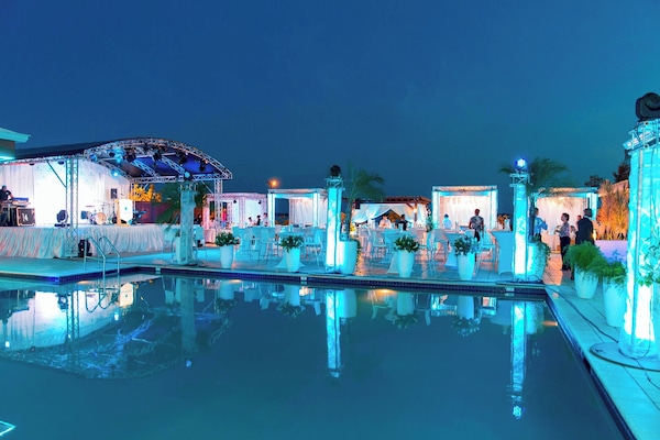 Piscina all'aperto