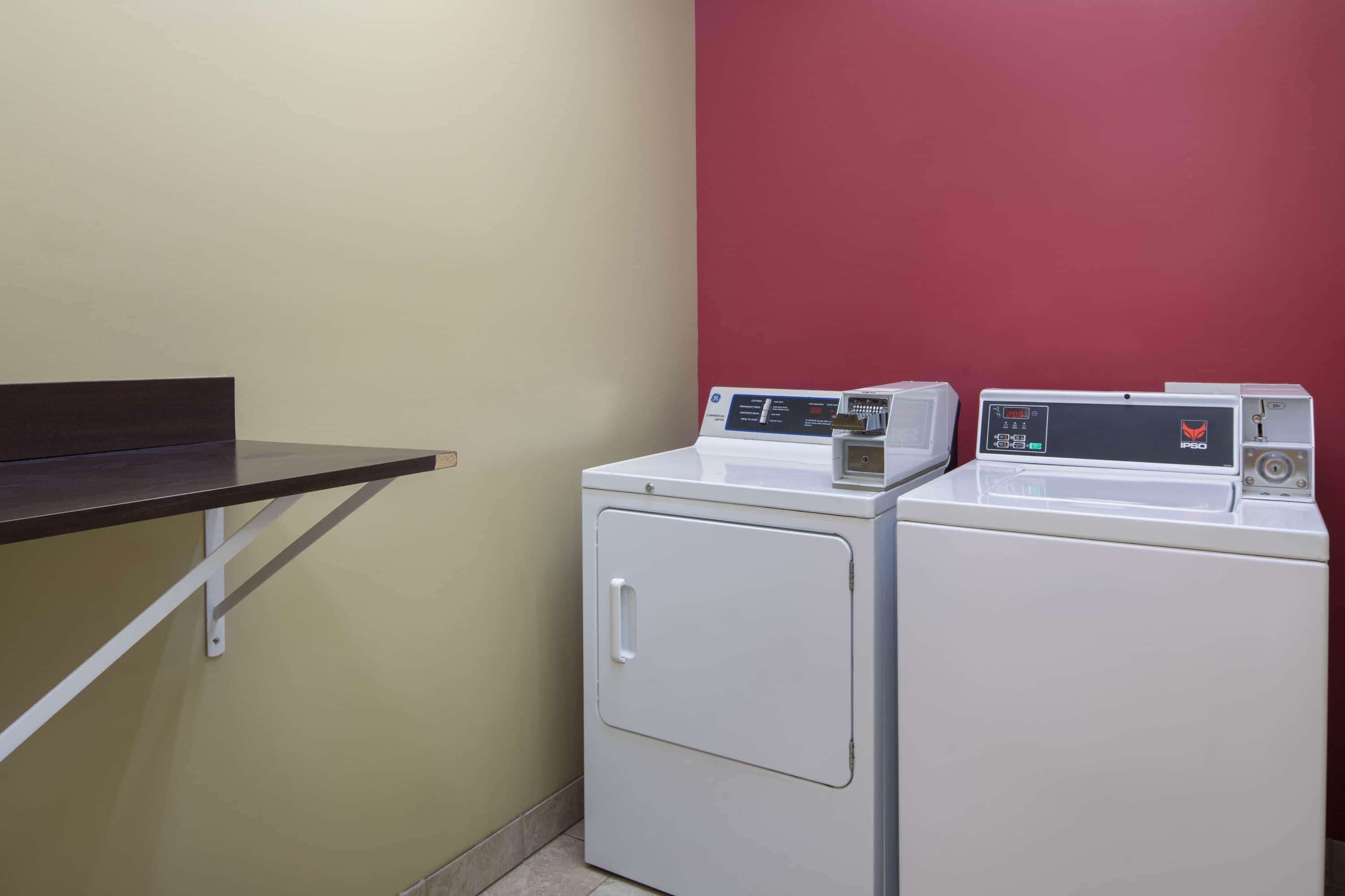 Ruang laundry