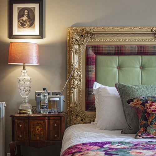 The Kings Arms and Royal Hotel, Godalming, Surrey