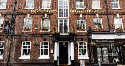 The Kings Arms and Royal Hotel, Godalming, Surrey