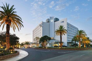 Exterior - Crown Promenade Perth (Perth)