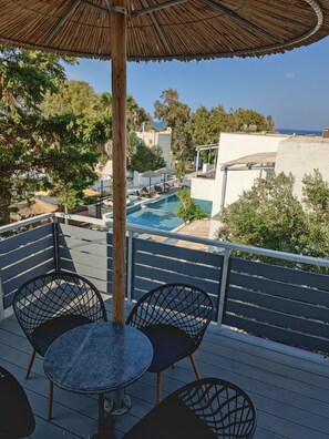 Superior Room | Teres/patio