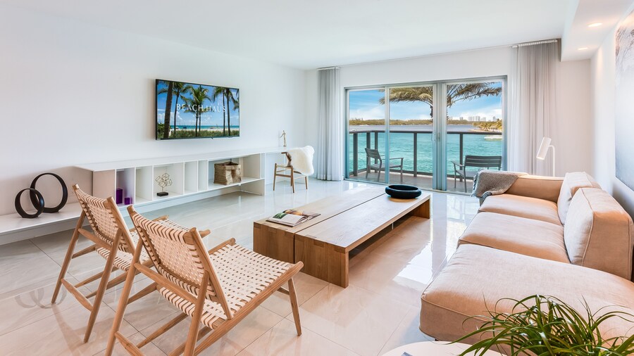Beach Haus Bal Harbour