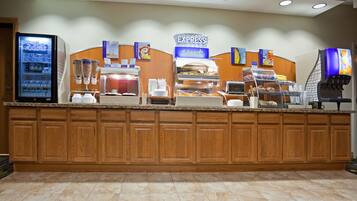 ๋ทํ ๋ฌด๋ฃ ์์นจ ์์ฌ ํฌํจ