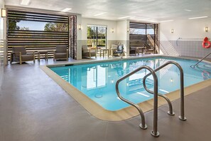 Indoor/outdoor pool - Courtyard by Marriott Chino Hills (Chino Hills)