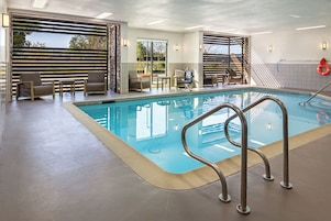 Piscina techada o al aire libre