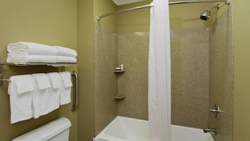 Hårføner og håndklær