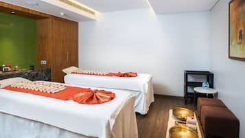 Couples treatment room(s), steam room, body treatments, aromatherapy