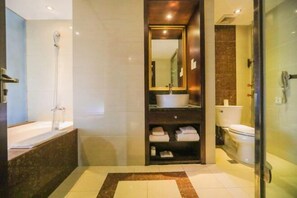 Minibar, in-room safe, alarm clocks