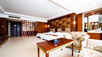 Minibar, in-room safe, alarm clocks