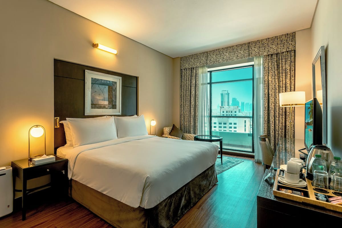 Executive King | 3 bedrooms, premium bedding, in-room safe, laptop workspace