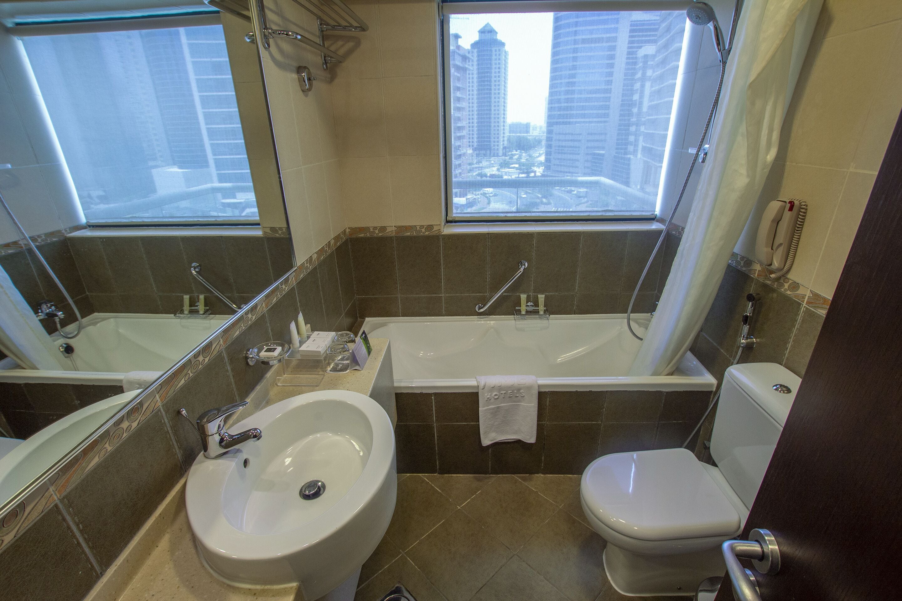 Photo - TIME Oak Hotel & Suites