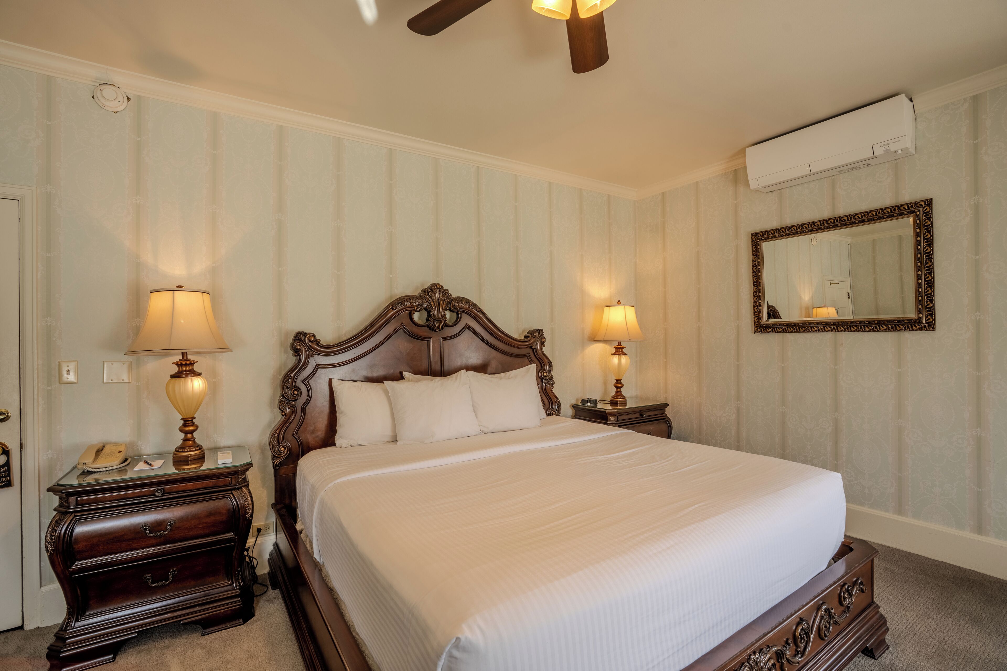 Phòng Deluxe, 1 giường cỡ king | Bộ trải giường bằng vải cotton Ai Cập, bộ đồ giường cao cấp 