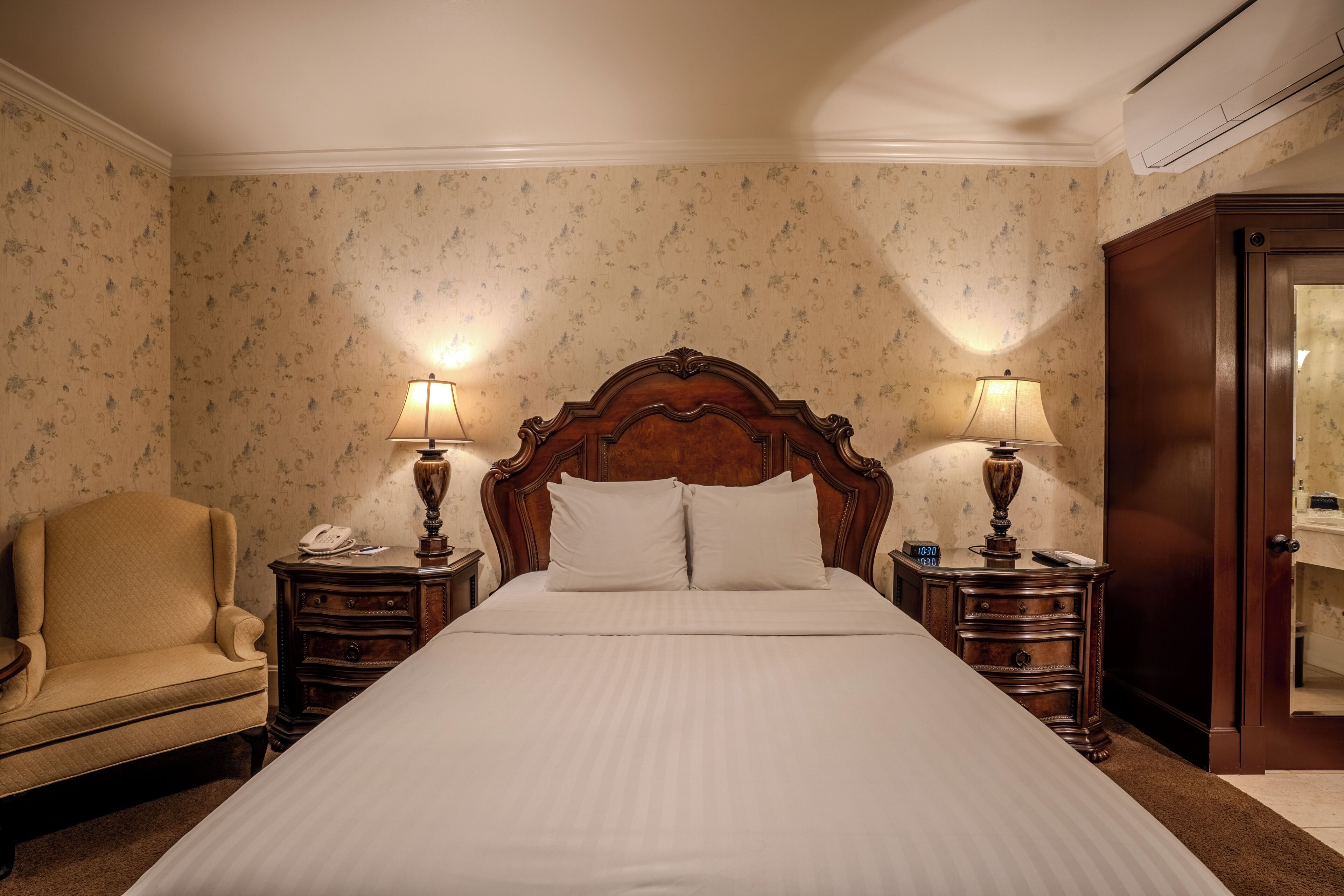 Egyptian cotton sheets, premium bedding, pillow-top beds