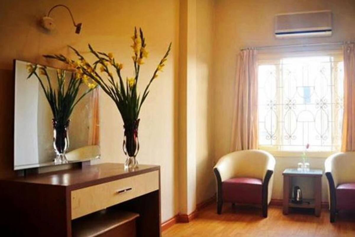 1 bedroom, premium bedding, minibar, in-room safe