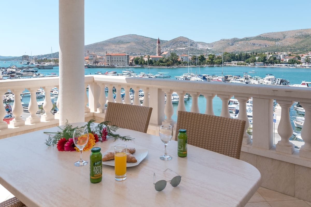 Deluxe Apartment, 2 Bedrooms, Terrace | Balcony