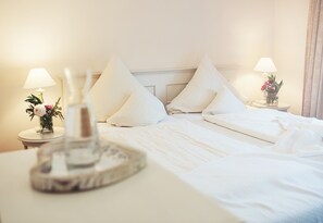 Double Room, Garden View - Schlossgut Oberambach BioHotel und Vitalzentrum (Muensing)