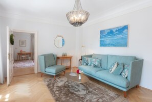 Park Suite, Garden View | Living area