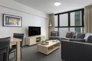 Unclassified image, 4 of 68, button - Oaks Brisbane River City Suites (Brisbane)