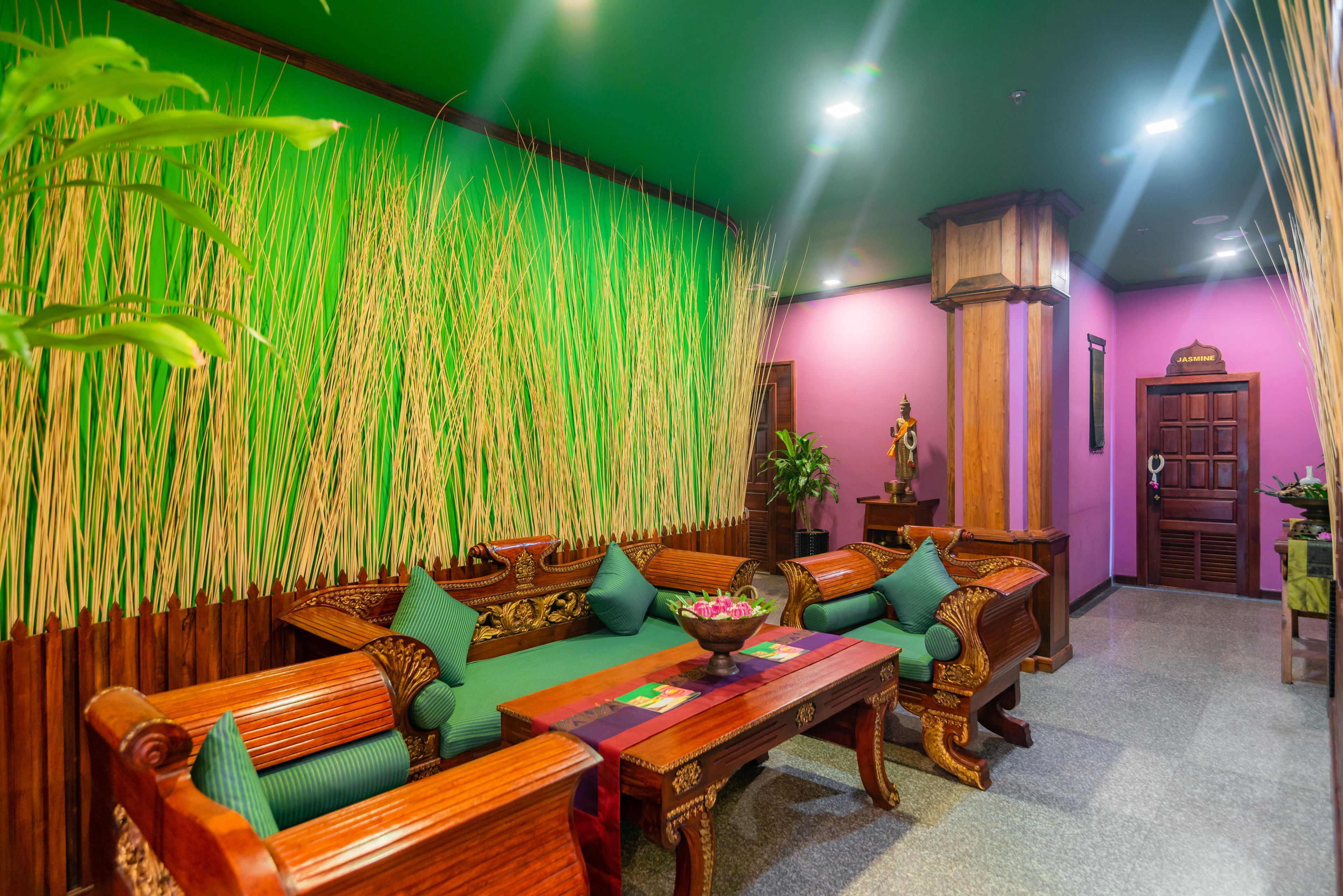 Photo - Empress Angkor Resort & Spa