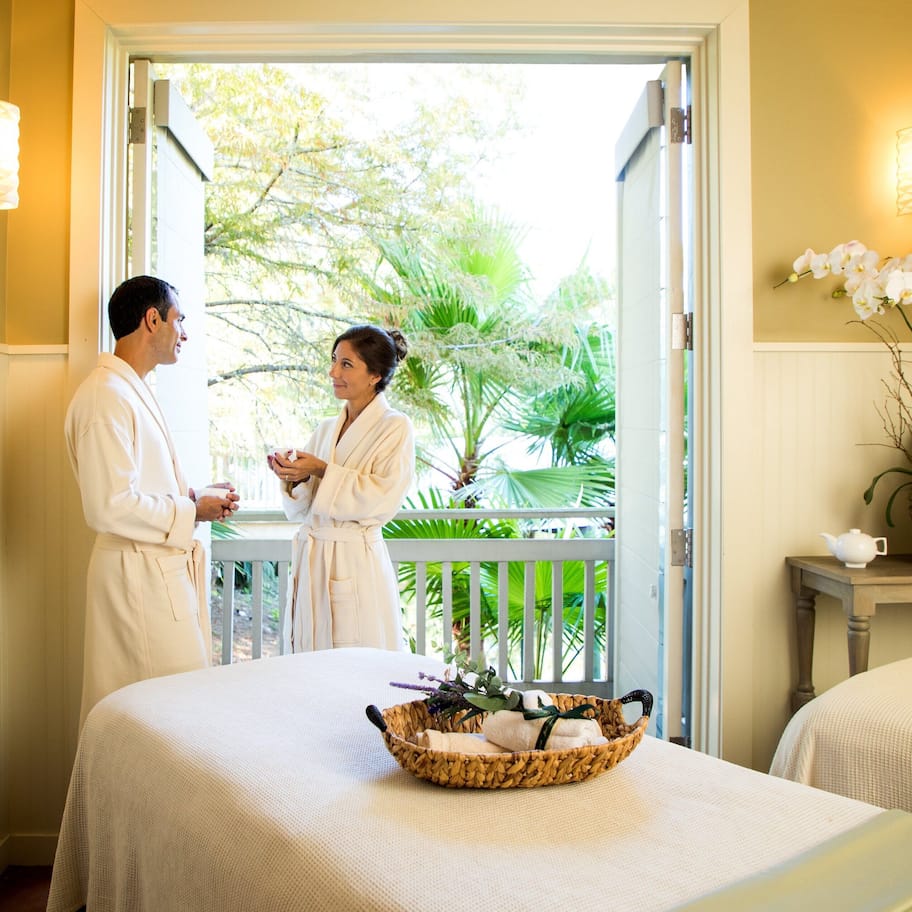 Couples treatment rooms, body treatments, hydrotherapy