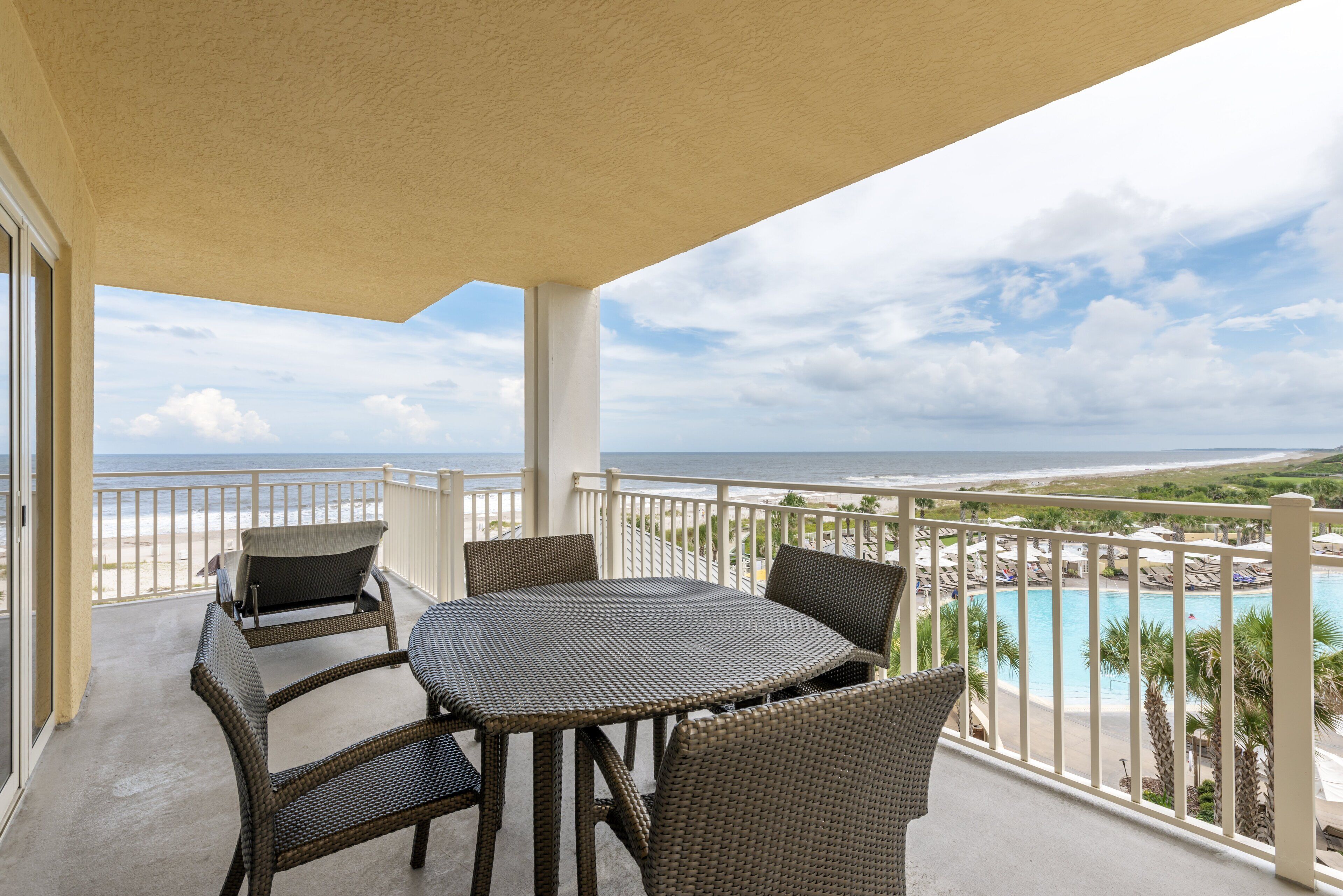 suite, ocean view (end suite, pool view) | balcony view