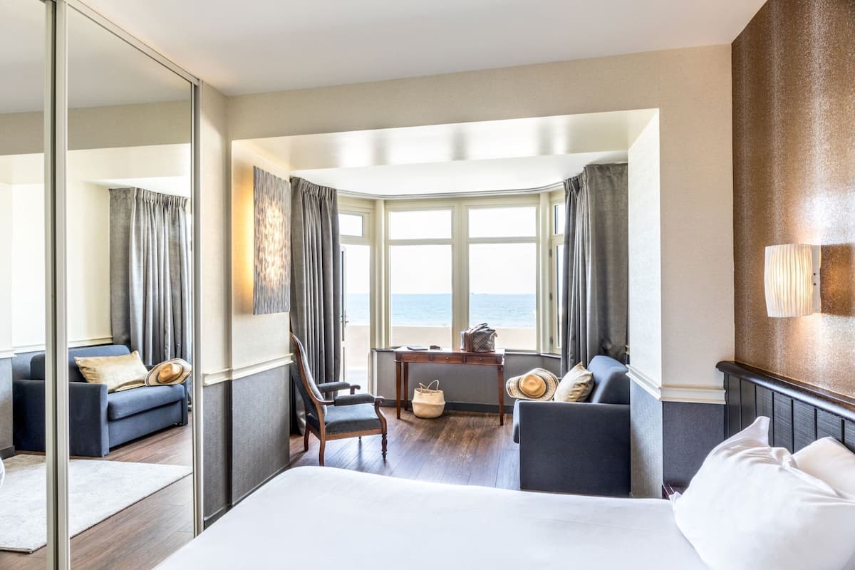 Premium bedding, memory foam beds, free WiFi