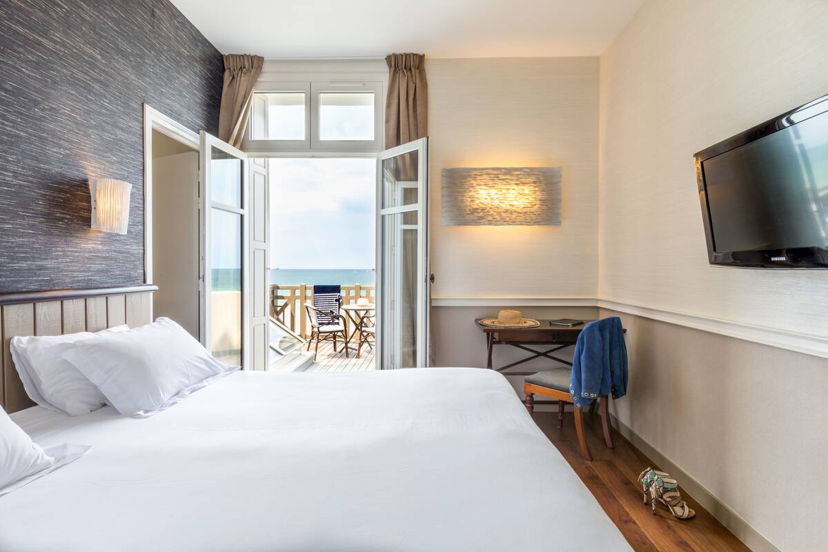 Hochwertige Bettwaren, Betten mit Memory-Foam-Matratzen