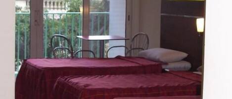 Chambre Triple Standard, vue fleuve