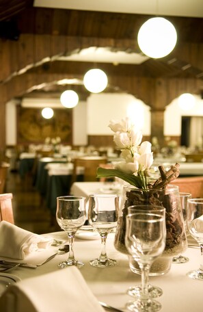 Dinner served, Portuguese cuisine