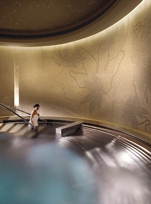 Body treatments, aromatherapy, Swedish massages, Thai massages - Four Seasons Hotel Macao (Cotai)