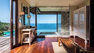 Villa, 1 Bedroom, Ocean View (Serenity) | Premium bedding, minibar, in-room safe, desk
