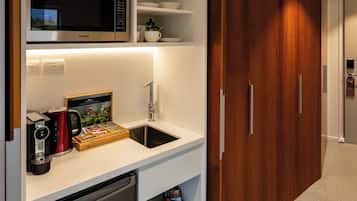 Microwave, coffee/tea maker