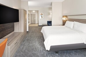 Suite, 1 King Bed (Additional Living Area) | Premium bedding, in-room safe, desk, blackout drapes - Holiday Inn Express & Suites Chicago West - O'Hare Arpt Area by IHG (Hillside)