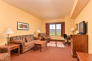 Studiosuite, 2 Schlafzimmer, barrierefrei, Nichtraucher | Wohnbereich