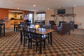 Enjoy meals in this well-appointed dining area with a large table and comfortable seating for all.