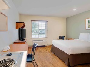 Desk, laptop workspace, iron/ironing board, free WiFi - Extended Stay America Select Suites - Mobile - I-65 (Mobile)