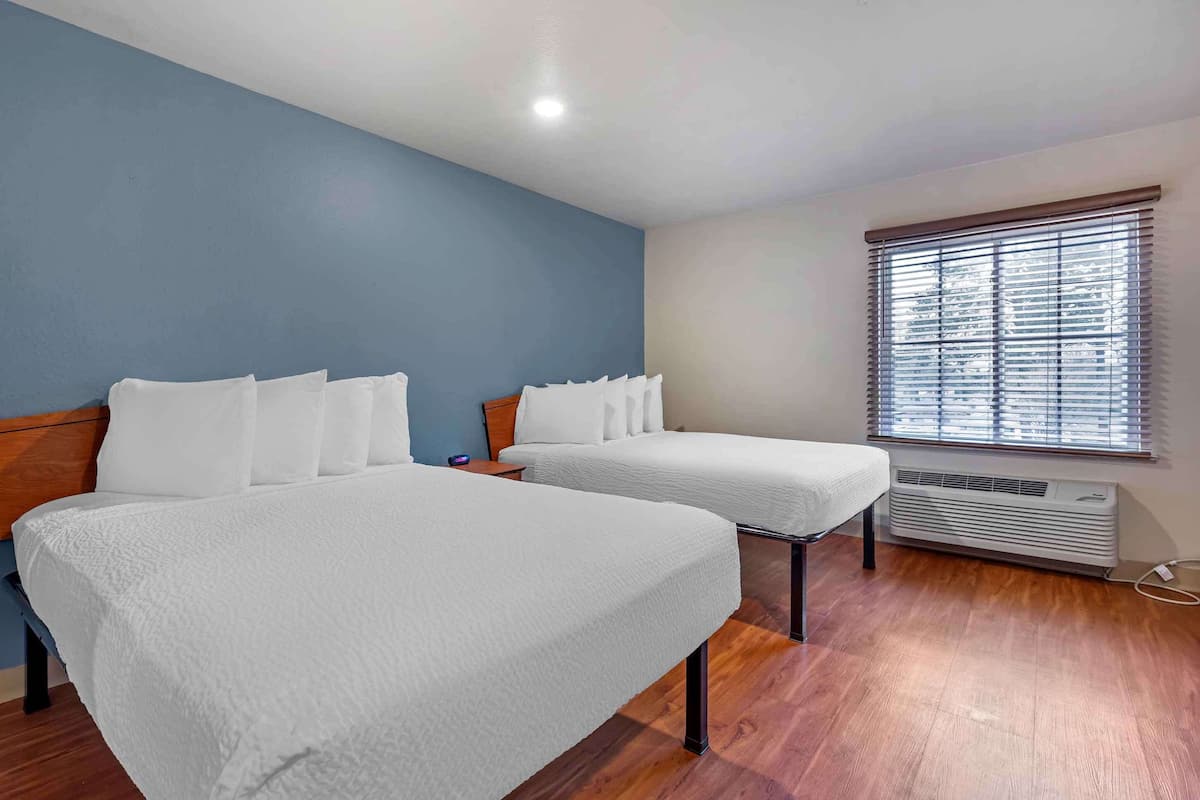 Standard Studio, Non Smoking, Refrigerator & Microwave | Desk, laptop workspace, iron/ironing board, free WiFi