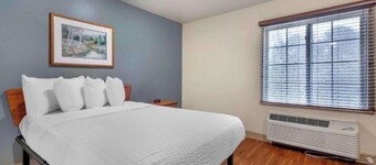 Studio 6 Extended Stay Shreveport Airport LA