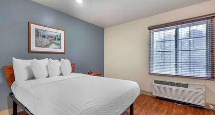 Studio 6 Extended Stay Shreveport Airport LA