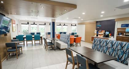 Holiday Inn Express Hotel & Suites Kodak East - Sevierville by IHG