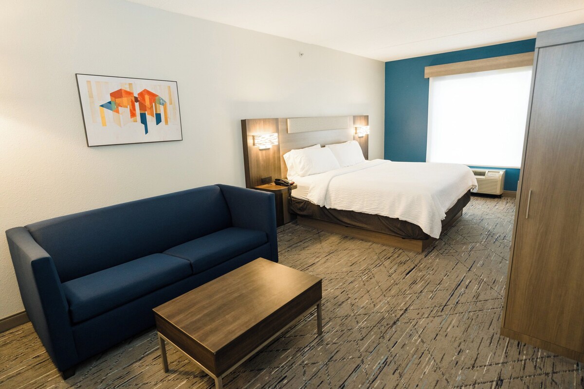 Suite, 1 kingsize-seng | Skrivebord, strykejern/-brett og barnesenger (inkludert)