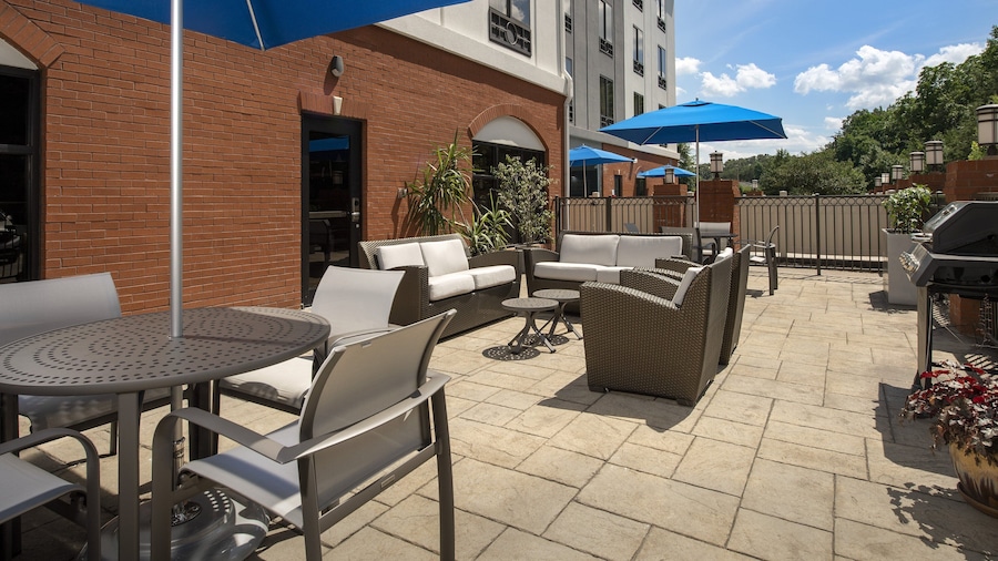 Holiday Inn Express & Suites Knoxville-Clinton by IHG