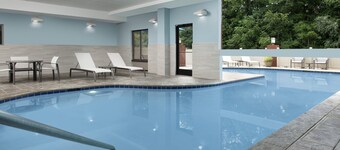Holiday Inn Express & Suites Knoxville-Clinton by IHG