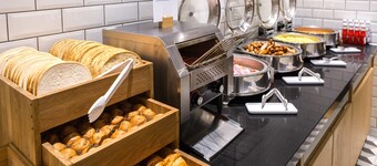 Holiday Inn Express London-Watford Junction by IHG