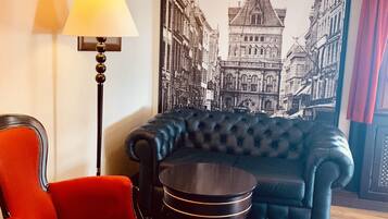 Premium Room ( 5* ) | Living area | Flat-screen TV