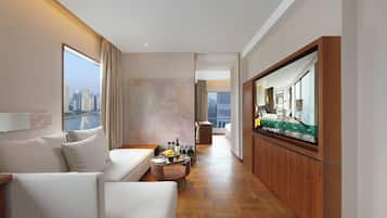 Egyptian cotton sheets, hypo-allergenic bedding, down duvets