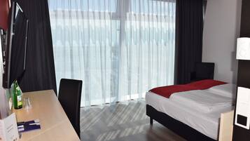 Panorama-dobbeltværelse - 1 queensize-seng - ikke-ryger - søudsigt (Tower) | Udsigt fra værelset