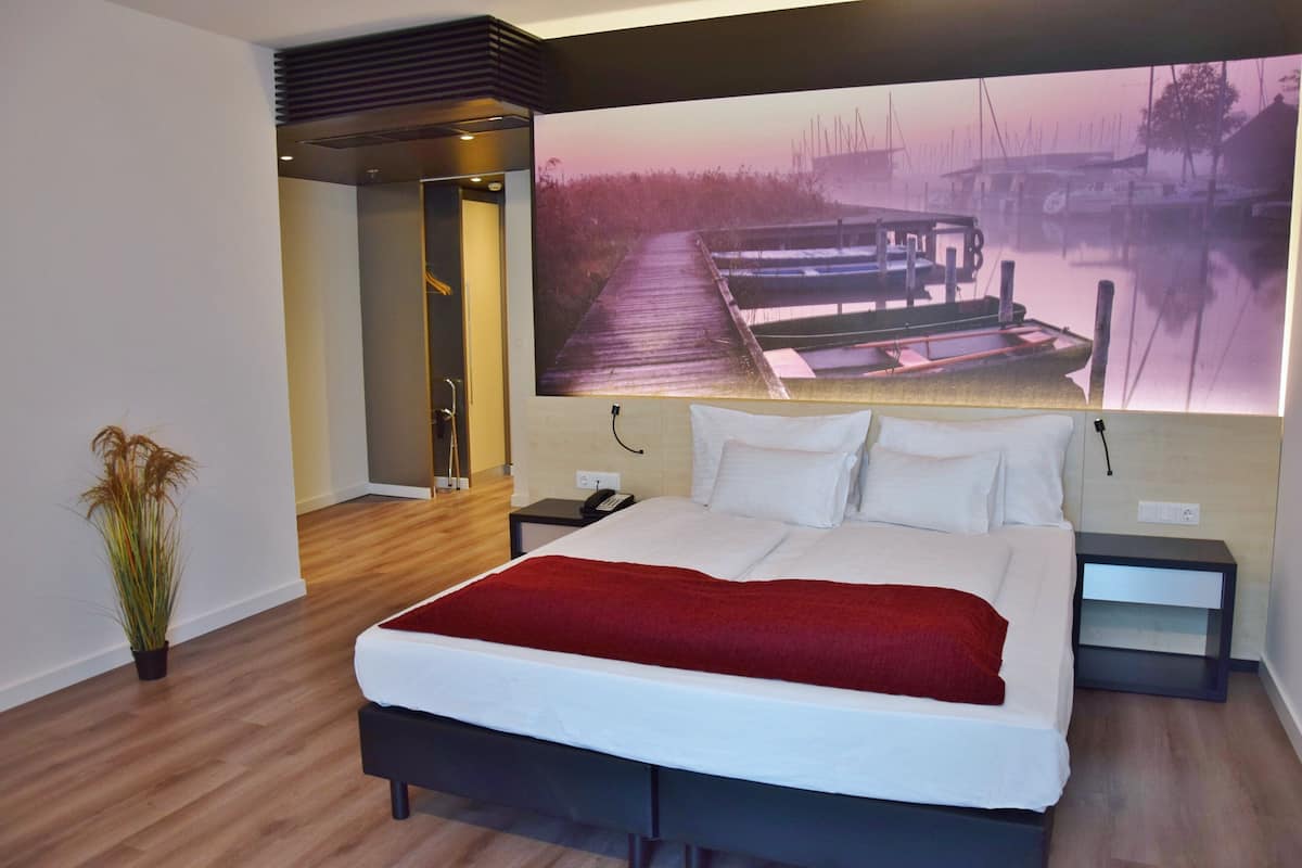 Superior Double Room, 1 Queen Bed, Non Smoking (Pannonia Superior)